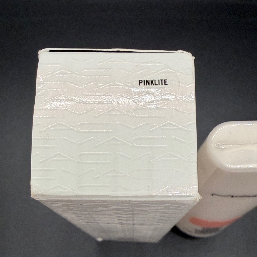 MAC Cosmetics Strobe Cream - Pinklite - Picture 5 of 8